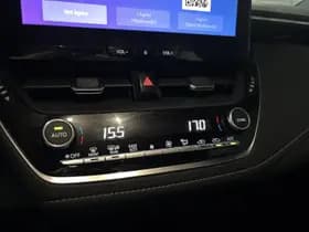 Toyota Corolla thumbnail 13