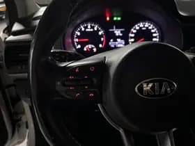 Kia Rio thumbnail 28