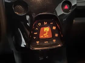 Toyota Aygo thumbnail 11