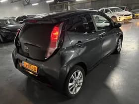 Toyota Aygo thumbnail 19