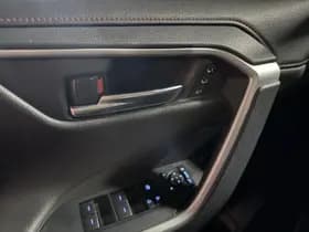 Toyota Rav4 thumbnail 4