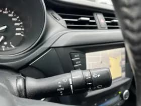 Toyota Avensis thumbnail 27