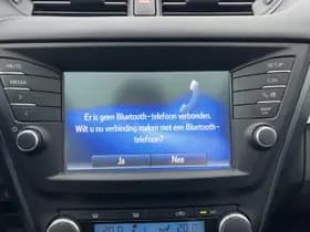 Toyota Avensis thumbnail 40