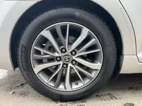 Toyota Avensis thumbnail 7