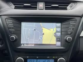 Toyota Avensis thumbnail 87