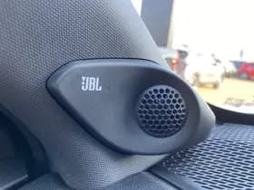 Toyota Urban-cruiser thumbnail 102