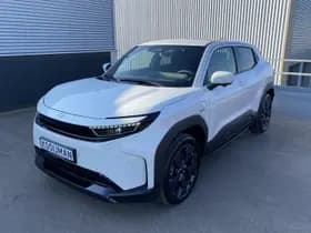 Toyota Urban-cruiser thumbnail 3