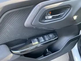 Toyota Urban-cruiser thumbnail 29