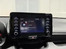 Toyota Yaris thumbnail 12