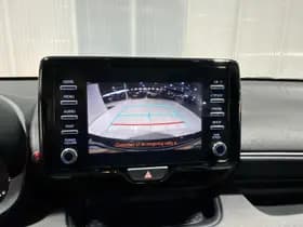 Toyota Yaris thumbnail 13