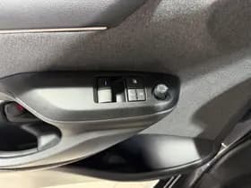 Toyota Yaris thumbnail 20