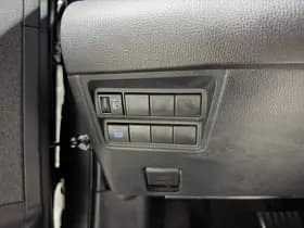 Toyota Yaris thumbnail 46