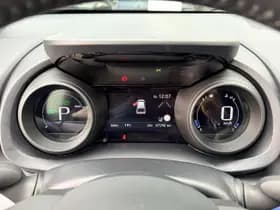 Toyota Yaris-cross thumbnail 14