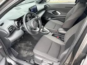 Toyota Yaris-cross thumbnail 44