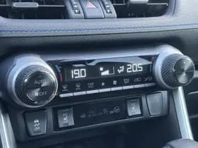 Toyota Rav4 thumbnail 25