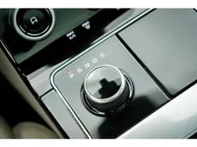Land Rover Range Rover Velar 2.0 I4 Turbo AWD R-Dynamic HSE thumbnail 16