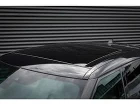 Land Rover Range Rover Velar 2.0 I4 Turbo AWD R-Dynamic HSE thumbnail 23