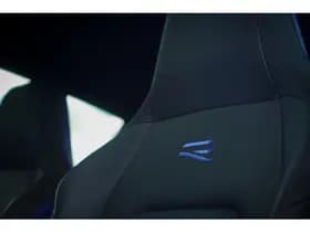 Volkswagen Golf 2.0 TSI R 4Motion thumbnail 17