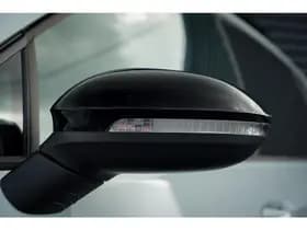 Volkswagen Golf 2.0 TSI R 4Motion thumbnail 22