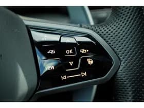 Volkswagen Golf 2.0 TSI R 4Motion thumbnail 31