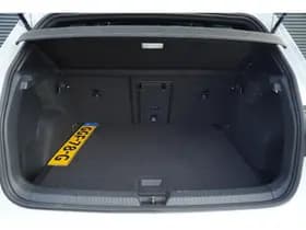 Volkswagen Golf 2.0 TSI R 4Motion thumbnail 8