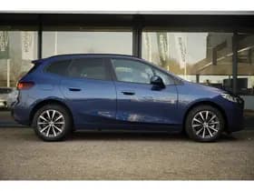 BMW 2 Serie Active Tourer 220i thumbnail 12