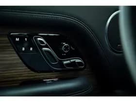 Land Rover Range Rover P400e Vogue thumbnail 33