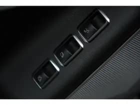 Mercedes-Benz GLS 500 4MATIC thumbnail 41