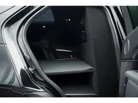 Land Rover Discovery 3.0 D250 R-Dynamic SE thumbnail 8