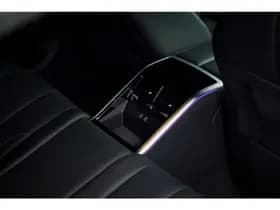 BMW 8 Serie Gran Coupé M850i xDrive High Executive thumbnail 31