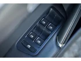 Volkswagen E-Golf / Stoelverwarming / Incl BTW / DAB / Camera / Adaptive Cruise thumbnail 15