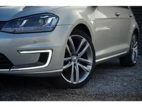 Volkswagen E-Golf / Stoelverwarming / Incl BTW / DAB / Camera / Adaptive Cruise thumbnail 23