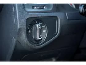 Volkswagen E-Golf / Stoelverwarming / Incl BTW / DAB / Camera / Adaptive Cruise thumbnail 30