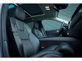 Volvo XC60 2.0 T6 Plug-in hybrid AWD Plus Dark thumbnail 18