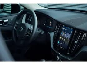 Volvo XC60 2.0 T6 Plug-in hybrid AWD Plus Dark thumbnail 44