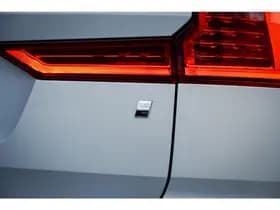 Volvo XC60 2.0 T6 Plug-in hybrid AWD Plus Dark thumbnail 46