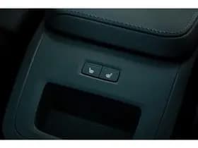 Volvo XC60 2.0 T6 Plug-in hybrid AWD Plus Dark thumbnail 52