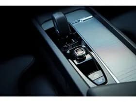 Volvo XC60 2.0 T6 Plug-in hybrid AWD Plus Dark thumbnail 56