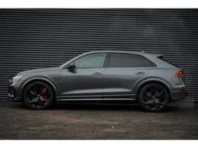 Audi Q8 4.0 TFSI RS Q8 quattro thumbnail 3