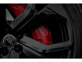 Audi Q8 4.0 TFSI RS Q8 quattro thumbnail 23