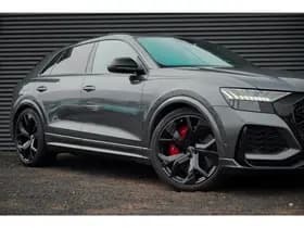 Audi Q8 4.0 TFSI RS Q8 quattro thumbnail 29