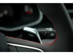 Audi Q8 4.0 TFSI RS Q8 quattro thumbnail 44