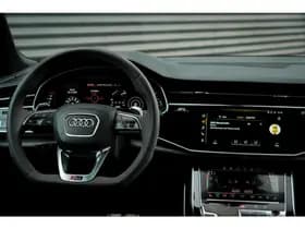 Audi Q8 4.0 TFSI RS Q8 quattro thumbnail 59