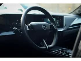 Opel Astra 1.2 GS Line thumbnail 6