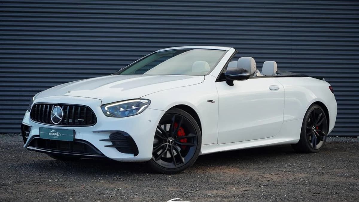 Mercedes-Benz E-Klasse Cabrio 300 AMG Line — foto 1