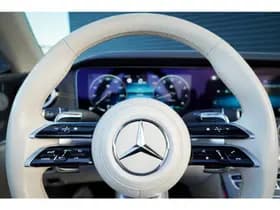 Mercedes-Benz E-Klasse Cabrio 300 AMG Line thumbnail 17