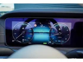 Mercedes-Benz E-Klasse Cabrio 300 AMG Line thumbnail 5