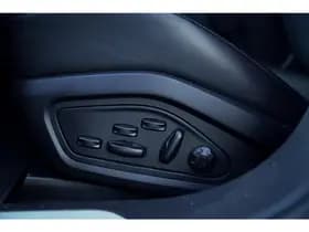 Porsche Taycan Turbo 93 kWh thumbnail 17