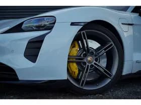 Porsche Taycan Turbo 93 kWh thumbnail 18
