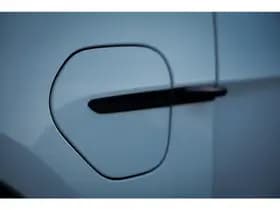 Porsche Taycan Turbo 93 kWh thumbnail 22